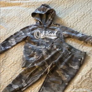 SOLD💫 BOYS 4T Oshkosh MATCHING SUIT 🪐 Gray Camo
